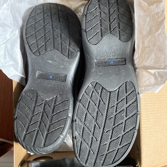 Nurse mate shoes - Picture 9 of 9